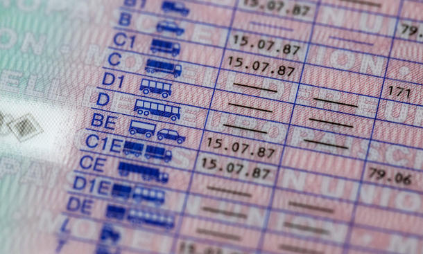 Ce Kosten Führerschein 12.02.2024, f¸hrerscheine, neue eu verordnung f¸r f¸hrerscheine, bis zum 19.januar 2033 m¸ssen alle f¸hrerscheine in eur