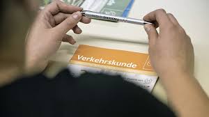Lernen Für Die Theorie Zum Führerschein lernen für die theorie zum führerschein
